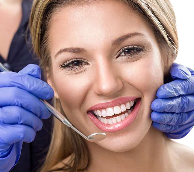 Grand Rapids Teeth Whitening at Dentist